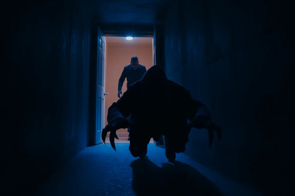 Прятки в психбольнице