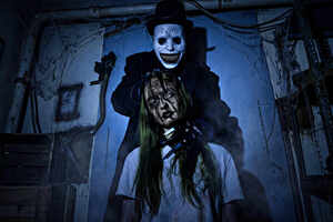 Фотография перформанса Babadook от компании Questland (Фото 1)