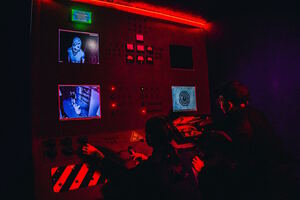 Фотография перформанса Паразит от компании Quest Stars (Фото 4)